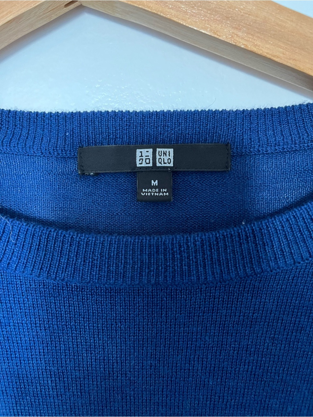 Uniqlo Extra Fine Merino Crewneck Sweater Blue Sz M - Picture 4 of 8